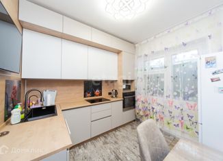 Продажа 2-комнатной квартиры, 55 м2, посёлок городского типа Излучинск, Молодёжный переулок, 6