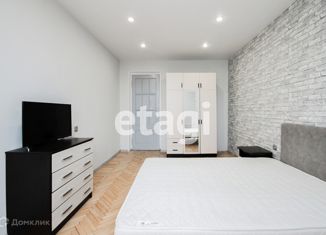 Продается двухкомнатная квартира, 54.7 м2, Санкт-Петербург, улица Ленина, 48, улица Ленина