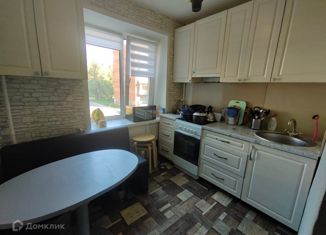 Продам 4-комнатную квартиру, 62 м2, Брянск, улица Академика Королёва, 5, Володарский район