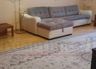 Сдаю в аренду 4-ком. квартиру, 147 м2, Москва, улица Александра Невского, 19-25, метро Белорусская