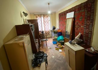 Двухкомнатная квартира на продажу, 47 м2, Нальчик, улица Нахушева, 93, район Центр