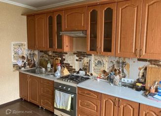 Продам трехкомнатную квартиру, 71.2 м2, Орёл, улица Картукова, 7, микрорайон Наугорский