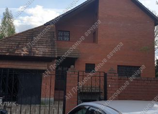 Продаю дом, 300 м2, деревня Зверево, Радужная улица