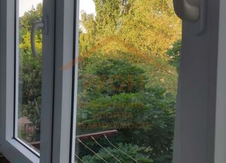 Продаю 3-ком. квартиру, 61.8 м2, Строитель, улица 5 Августа, 6