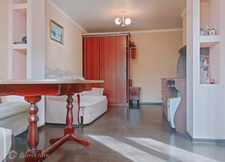 Продается 3-комнатная квартира, 63 м2, Самарская область, проспект Гагарина, 5
