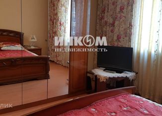 Продажа трехкомнатной квартиры, 81 м2, Москва, метро Волоколамская, Митинская улица, 15