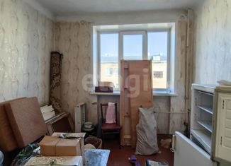 Продам 3-комнатную квартиру, 48.3 м2, Кемеровская область, улица Энтузиастов, 37