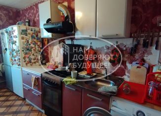 Продам 4-ком. квартиру, 75.2 м2, Очёр, Первомайская улица, 13