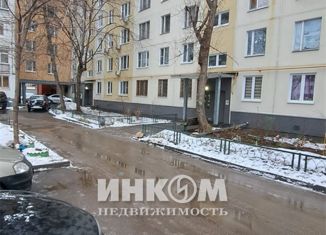 Продам 3-комнатную квартиру, 57.9 м2, Москва, Октябрьская улица, 91к1, Октябрьская улица