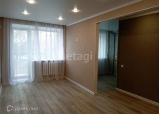 Продам 2-ком. квартиру, 45 м2, Оренбург, Ленинская улица, 2