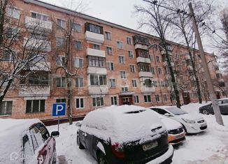 Двухкомнатная квартира на продажу, 45 м2, Москва, улица Фонвизина, 10, станция Тимирязевская