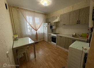 Продается однокомнатная квартира, 32 м2, Челябинск, улица Бейвеля, 112, жилой район Краснопольская Площадка 1