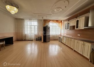 Трехкомнатная квартира на продажу, 72.1 м2, Железногорск, улица Решетнева, 13
