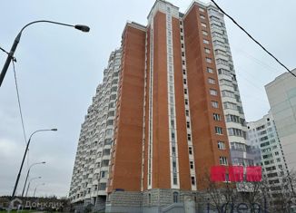 Продается 3-комнатная квартира, 75.9 м2, Москва, улица Маршала Савицкого, 26, улица Маршала Савицкого
