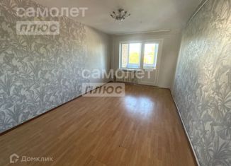 Продам двухкомнатную квартиру, 48 м2, Алапаевск, улица Калинина, 7к1