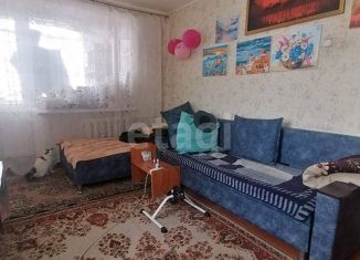 2-комнатная квартира на продажу, 50 м2, село Серафимовский, Советская площадь, 2