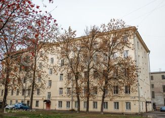 Продается 3-комнатная квартира, 72.2 м2, Санкт-Петербург, улица Зои Космодемьянской, 15, улица Зои Космодемьянской