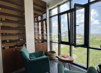 Продаю 2-ком. квартиру, 64 м2, Ставрополь, улица Спартака, 2, микрорайон №3