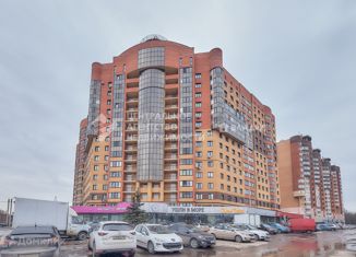 Продается 2-комнатная квартира, 64.5 м2, Рязань, улица Пирогова, 8