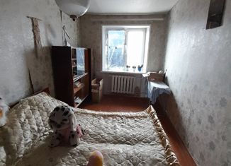 Продам трехкомнатную квартиру, 58 м2, поселок городского типа Шолоховский, Октябрьская улица, 49