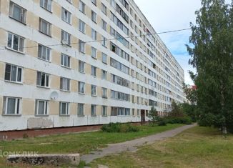 Продажа однокомнатной квартиры, 32 м2, Коммунар, улица Бумажников, 7