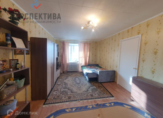 Продам 3-комнатную квартиру, 60.9 м2, поселок Майский, улица 9-й Пятилетки, 9