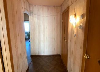 Продам 3-комнатную квартиру, 66 м2, Артём, улица Лазо, 13/1