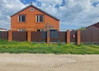 Продам дом, 300 м2, станица Чебургольская