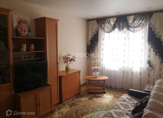 Продается 1-комнатная квартира, 40.2 м2, Новосибирск, улица Виктора Шевелёва, 32, Кировский район