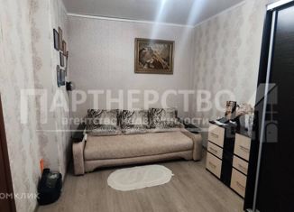 Продается 2-комнатная квартира, 50 м2, поселок городского типа Ильский, улица 50 лет Октября, 133