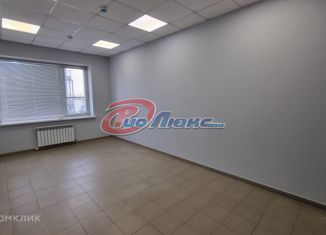 Сдача в аренду офиса, 20 м2, Челябинск, улица Университетская Набережная, 66А, Калининский район