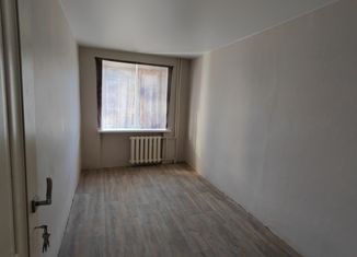 2-комнатная квартира на продажу, 42.7 м2, Петропавловск-Камчатский, Первомайская улица, 10