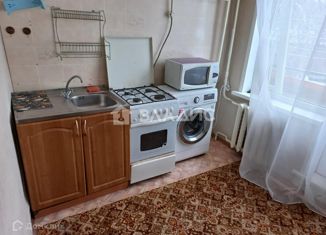 Продается 1-комнатная квартира, 30.9 м2, Козельск, Октябрьская улица, 37