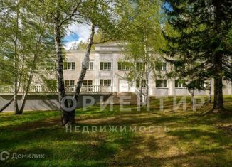 Продается дом, 926 м2, Свердловская область