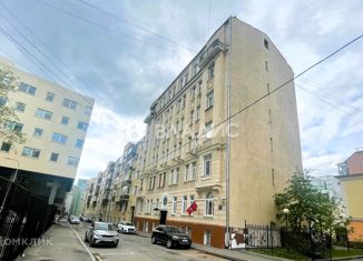 Продам комнату, 111 м2, Москва, Большой Сергиевский переулок, 11, метро Сретенский бульвар