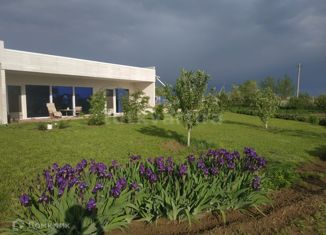 Продается дом, 260 м2, поселок Малая Тополевка, Центральная улица