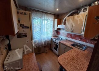 Продам 4-ком. квартиру, 58 м2, Вологда, Псковская улица, 11к2, 3-й микрорайон