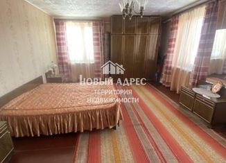 Продам трехкомнатную квартиру, 96 м2, посёлок Бабынино, Зелёная улица, 1