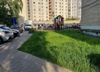 Продам 1-ком. квартиру, 14 м2, Белгород, улица Горького, 64