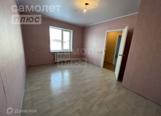 Продаю 2-комнатную квартиру, 54.8 м2, посёлок Новосергиевка, Сергиевская улица, 13