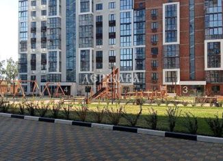 Продам квартиру студию, 30 м2, Старый Оскол, микрорайон Садовые Кварталы, 1