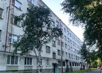 Продаю комнату, 99 м2, Северодвинск, улица Макаренко, 16