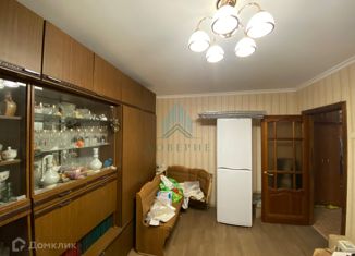 Продам двухкомнатную квартиру, 43 м2, Астраханская область, улица Тренёва, 3А