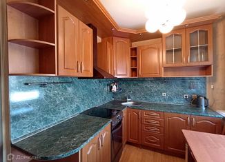 Продаю 3-комнатную квартиру, 67.3 м2, Магадан, улица Набережная реки Магаданки, 79, 3-й микрорайон