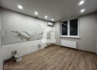 Продам двухкомнатную квартиру, 59 м2, Краснодар, улица Красных Партизан, 4/15, ЖК Сограт