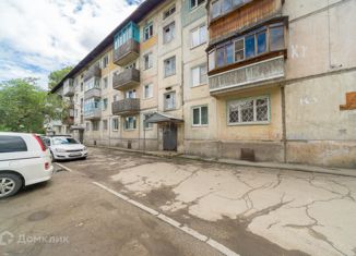 Продажа трехкомнатной квартиры, 58.1 м2, Шелехов, 18-й квартал, 43