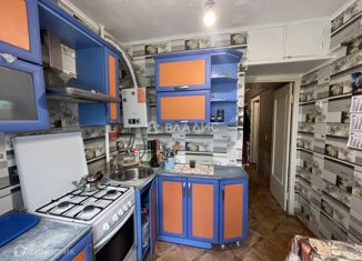 Продается 3-комнатная квартира, 62.7 м2, Брянская область, Новозыбковская улица, 11А