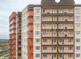 Продаю двухкомнатную квартиру, 61.6 м2, Ленинградская область, улица Шоссе в Лаврики, 83