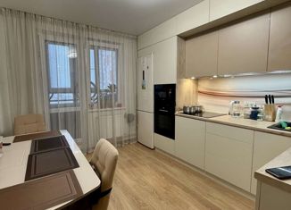 Продажа 2-ком. квартиры, 55 м2, Киров, Чистопрудненская улица, 20, жилой район Чистые Пруды