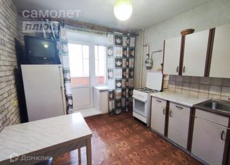 Сдам в аренду 2-комнатную квартиру, 484 м2, Ростов, Спартаковская улица, 108/29